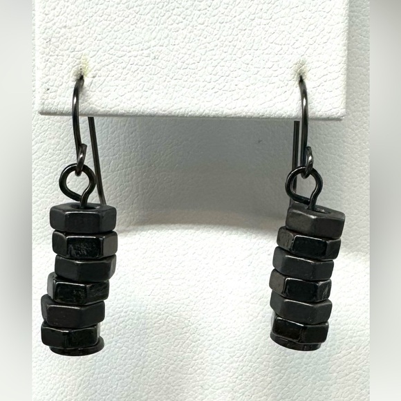 Thalia Sodi Hematite Tone Hematite Bead Necklace & Earrings Set - Picture 3 of 7